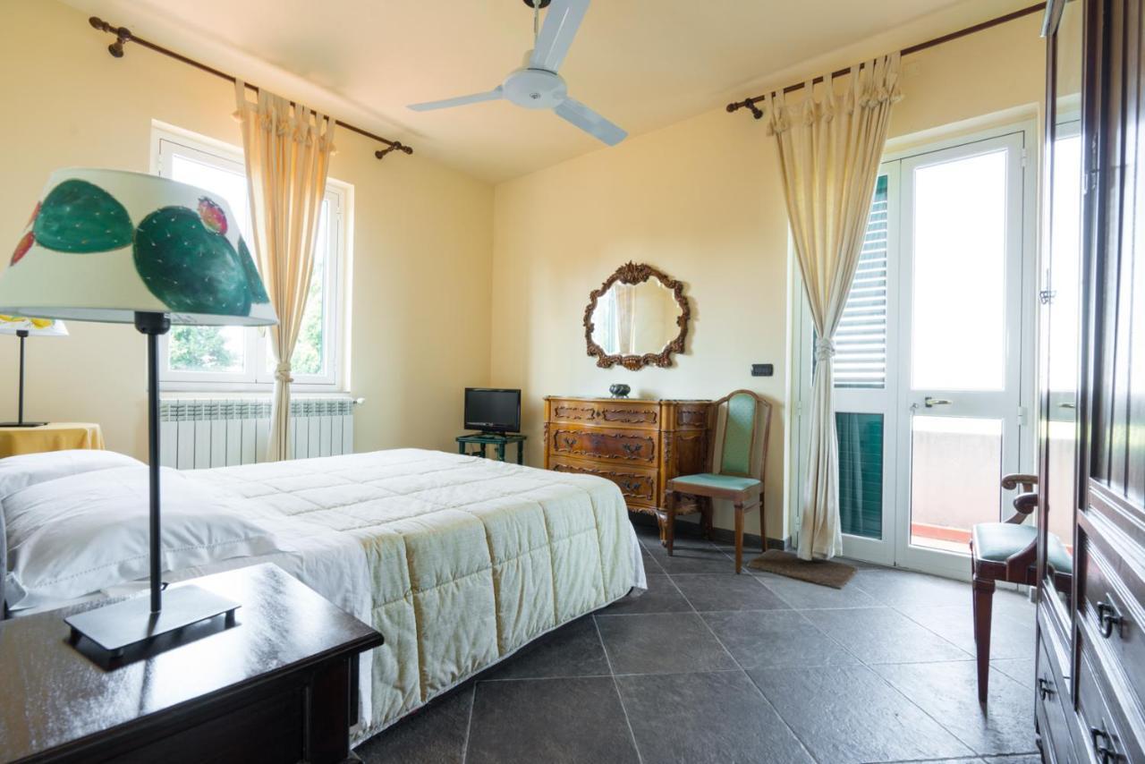 B&B Don Gaspano Pace Del Mela Eksteriør billede