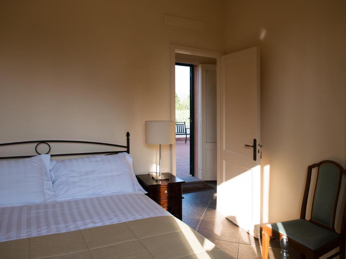 B&B Don Gaspano Pace Del Mela Eksteriør billede